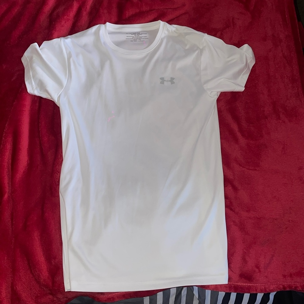 Under armor shirt